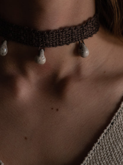 Lace Tri Drop Collar - Umber